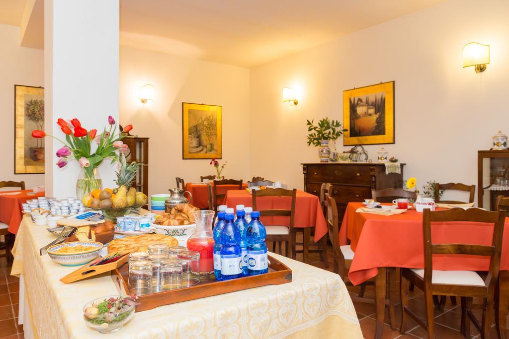 Montecorneo Country House 蓬特圣乔凡尼 外观 照片